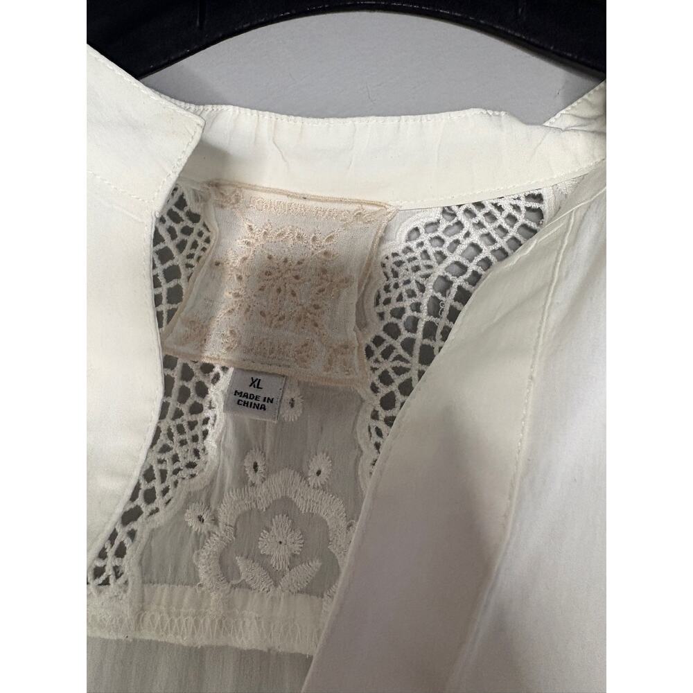 Johnny Was Nura Peasant Button-Down V-Neck White Eyelet Blouse Top Size XL NWOT - Picture 3 of 4